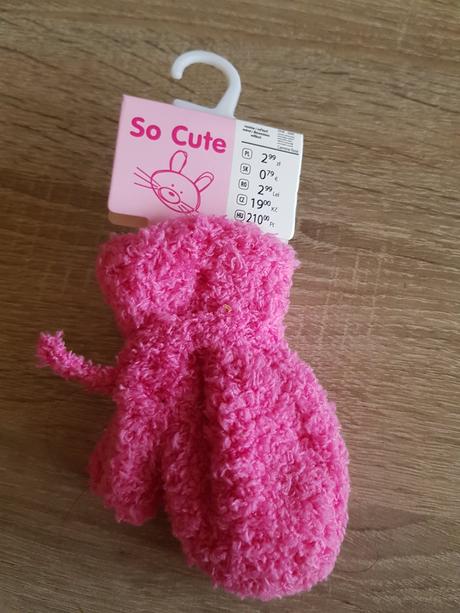 Rukavičky na mimi, 50