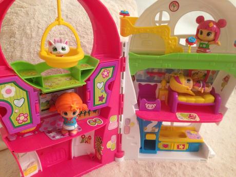 Pinypon famosa panenky,domecek,prislusenstvi, 