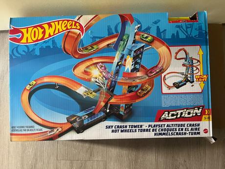 Autodráha hotwheels,