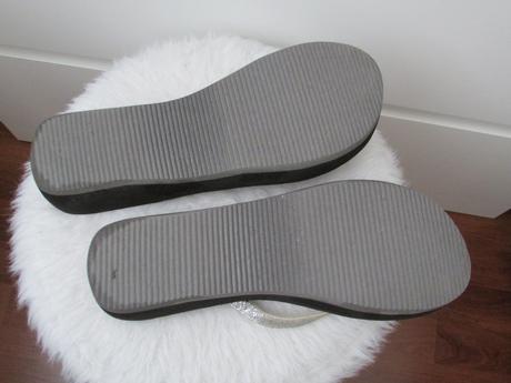 Pantofle, žabky, 40