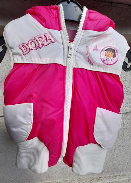 Zateplená vesta s dorou 3-4 roky, disney,110