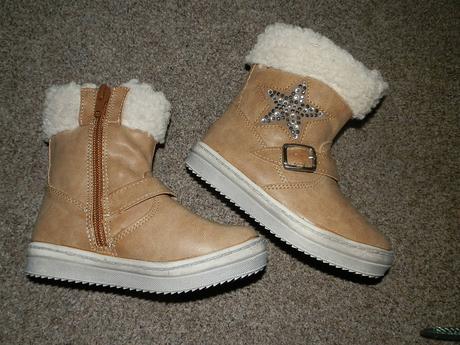 Zimní botičky vel.25, 25