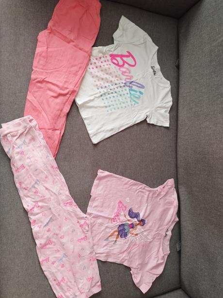 Balík oblečení holka 40ks,vel.122/128, 122–134