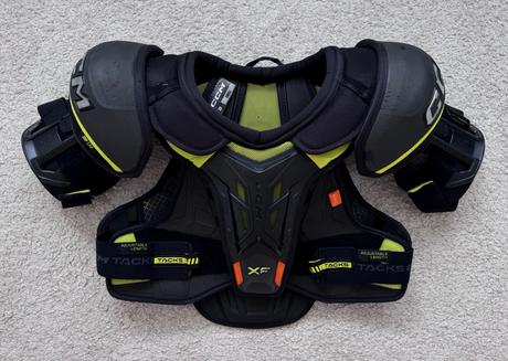 Chrániče ramen ccm tacks xf sr, vel. s, ccm,s