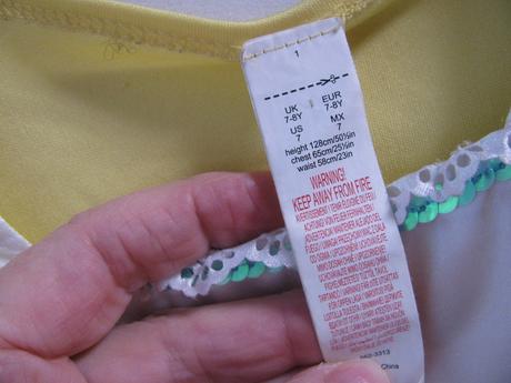 Karnevalový kostým - zlatovláska a pod.,