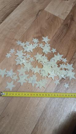 Hvězdičky na zeď, svítící., 