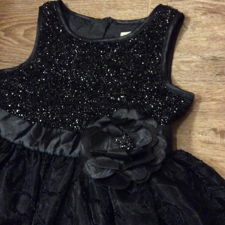 Slavnostní šaty, tu,110