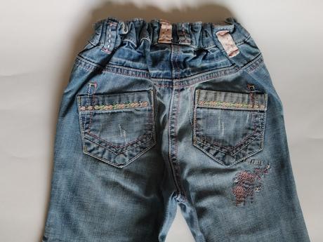Vyšívané džínečky next, next,92