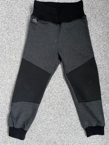 Teplaky se softovymi koleny, 98