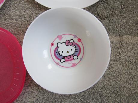 Plastové talířky pro holky hello kitty,frozen,ikea,