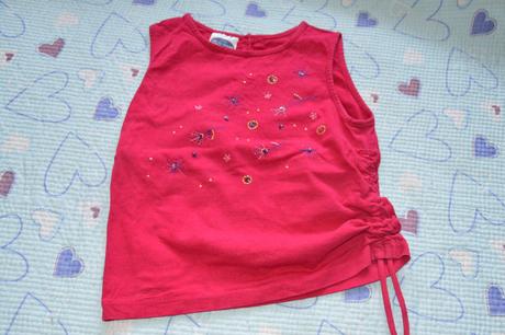 128 růžové triko s výšivkami, flitry a korálkami, 128