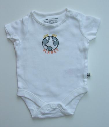 C195 bílé body vel. 62, 62