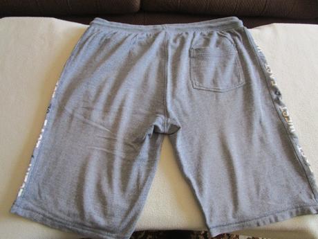 Pěkné pánské šedé teplákové kraťasy, v pase guma, xl