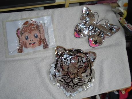 Otáčecí flitrové obrázky k našití,