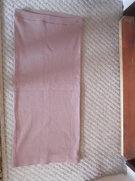 Hnědá pružná bavl. sukně, proužkový vzor,vel. l-xl, l