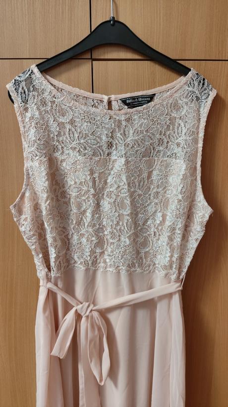 Společenské šatičky, 42