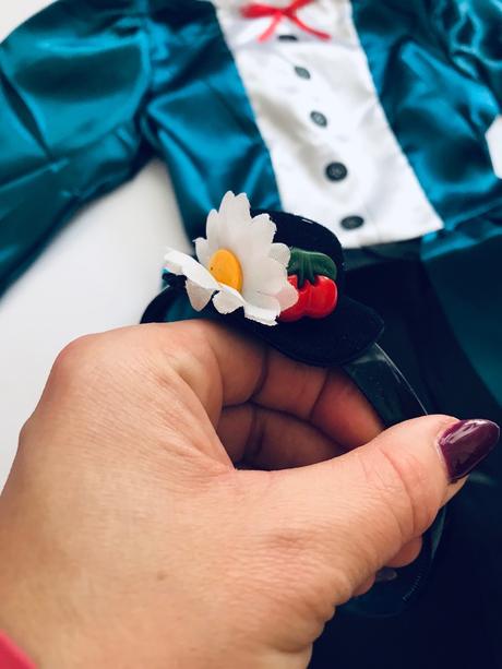 St4/ kostým - v.134, 