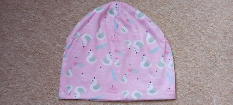 Čepice labuť zn."x-mail" vel."110-128", 