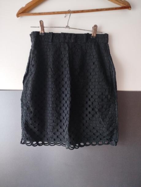 Sukně zn. carven vel.34, 34