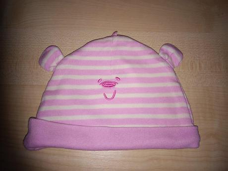 Čepička s ouškama, ladybird,56