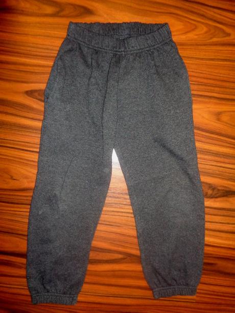 Tmavošedé melírované tepláky, okay,122