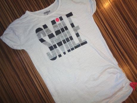 Bílé tričko se stříbrným nápisem, oshkosh,140