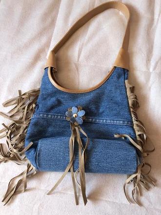 Dzinova taska s trasnemi,