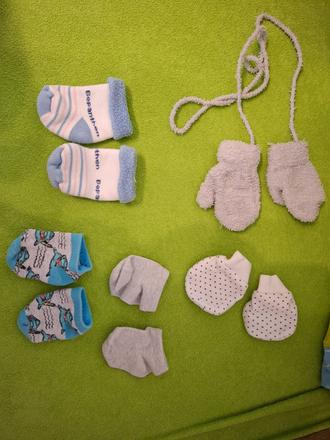 Rukavice a ponožky, 