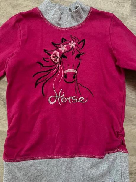 Mikina koník 116/122, 116