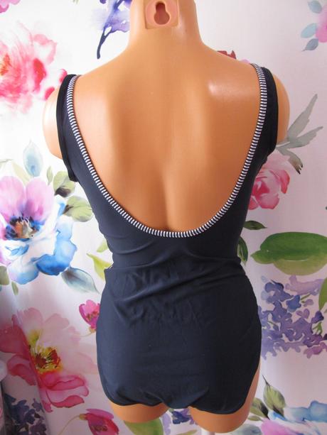 Dámské tmavě modré jednodílné plavky, 42