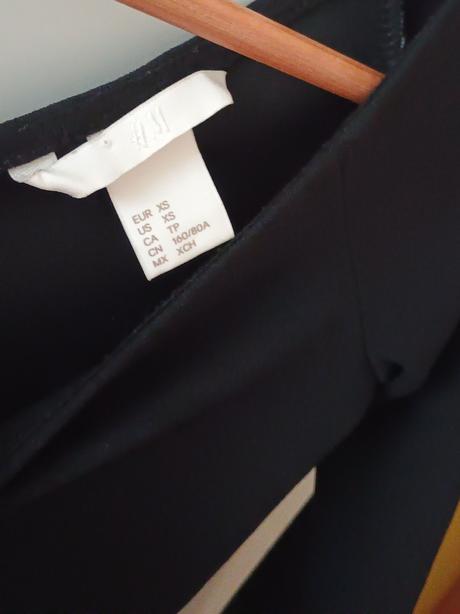 Krásné černé elastické přiléhavé šaty h&m, h&m,xs