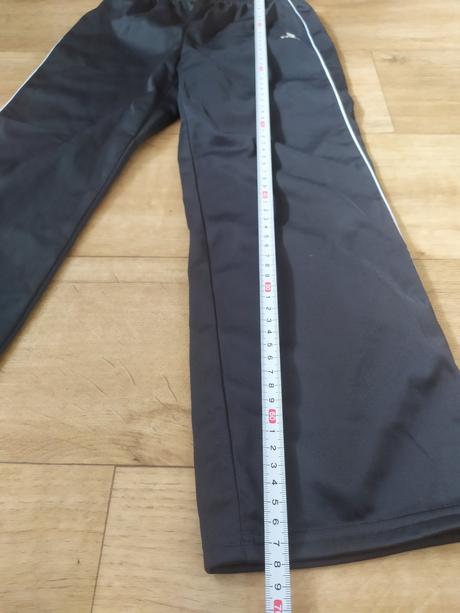 Sportovní kalhoty, 116