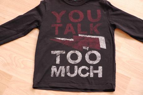 Cerne tricko s napisy benetton vel.s, benetton,122