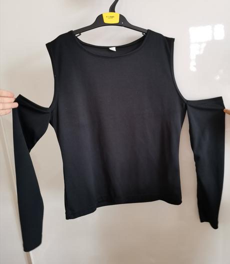 Dámský top tričko s průstřihy vel. 40 / 42, l