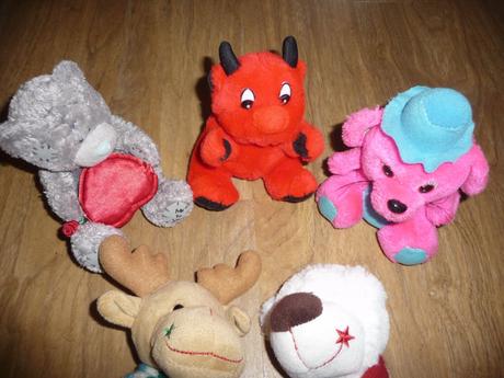 Vystavení plyšáci 5x-cena za všechny, 