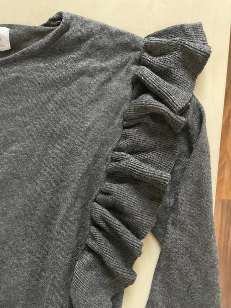Śedý top/svetřík s volány, vel 164, 13-14 let, i v, 164