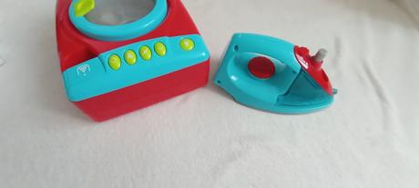 Sada playgo, elektronická pračka a žehlička,