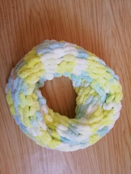 Měkký pletený nákrčník puffy (barva na přání), 