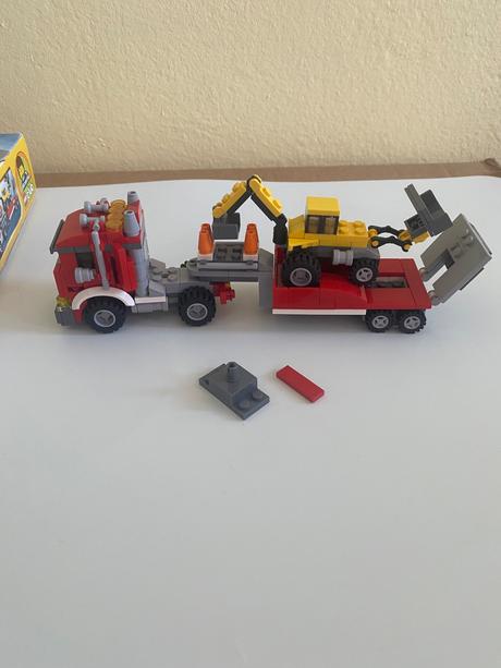Lego creator set 31005,