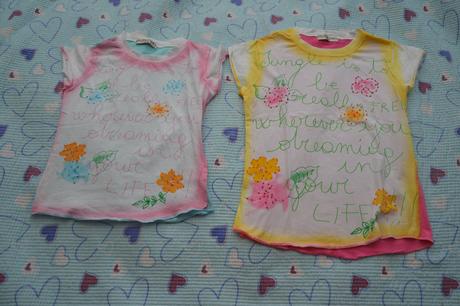 2x letní triko s korálky, 128