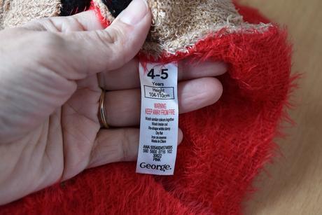 Svetr vel. 4 - 5 let, 110