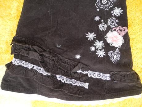 Manšestrová šatovka, 74