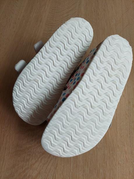 Pantofle, protetika,35