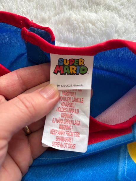 An28/ kostým super mário - v.4/6 let, 