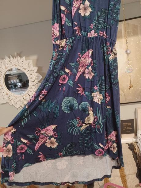 Asymetrické šaty s ptáčky, h&m,164