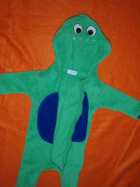 Krásný dráčkový overálek z mikroflísu, early days,68