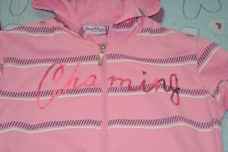 Růžová tepláková souprava s flitry, 140