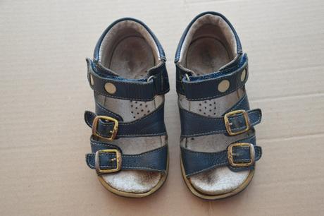 Zdravotní kožené sandálky vel. 26, 26