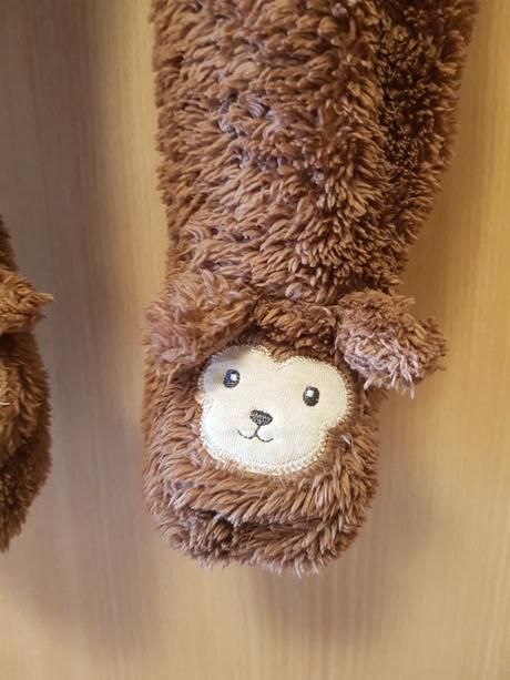 Nádherný overal značky f&f. velikost 9-12měsíců., f&f,74