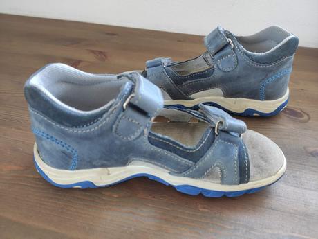 Sandále, d.d.step,33